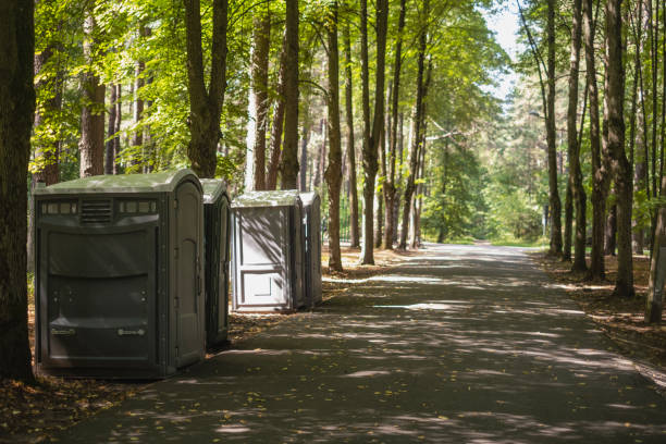 Best Portable restroom trailer rental  in Shorewood, MN